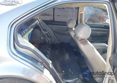 2004 Volkswagen Jetta Gls 2.0L из США, поврежденный, VIN 3VWSK69M84M022016